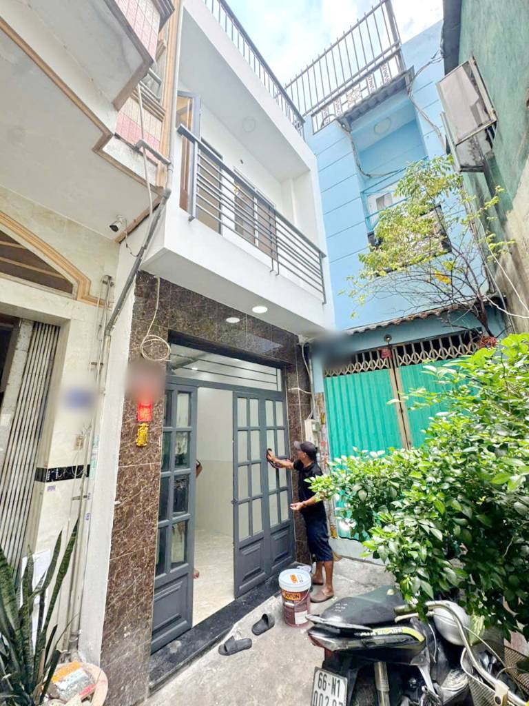 Bán nhà mới 2 lầu hẻm 88 đường Chánh Hưng P.9 Quận 8